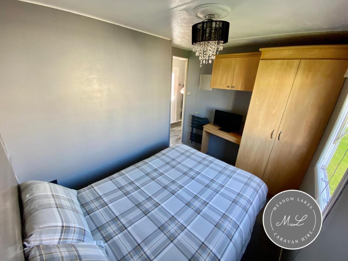 Promenade 566, Direct Beach Access, Close To Fantasy Island, Wifi, Pet Friendly - Meadow Lakes Caravan & Lodge Hire 斯凯格内斯 外观 照片